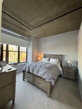 849 N Franklin St, Unit 712 in Chicago, IL - Building Photo - Building Photo