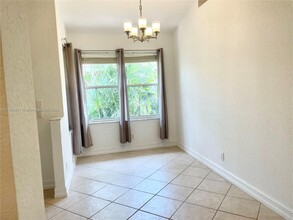 232 W Coral Trace Cir in Delray Beach, FL - Building Photo - Building Photo