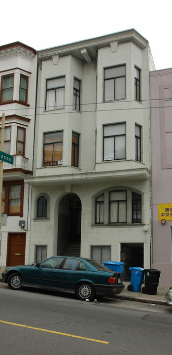 760 Union St in San Francisco, CA - Building Photo