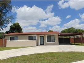 15700 NW 39th Pl in Opa Locka, FL - Building Photo