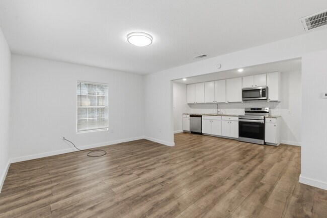 4518 Eutopia St in Greenville, TX - Foto de edificio - Building Photo