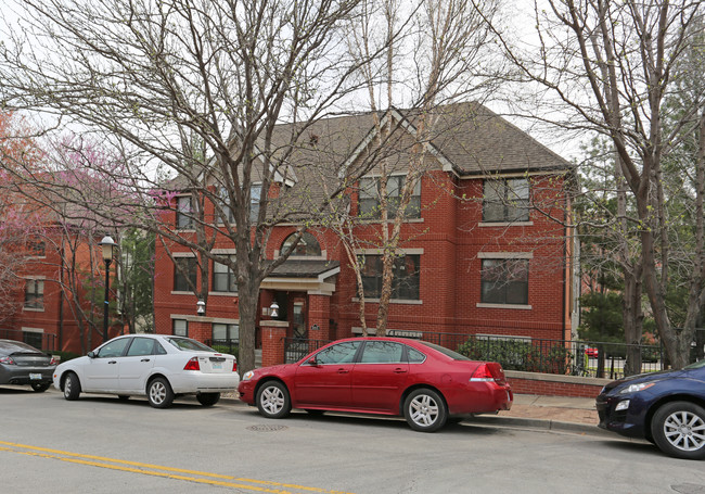 925 Washington St in Kansas City, MO - Foto de edificio - Building Photo