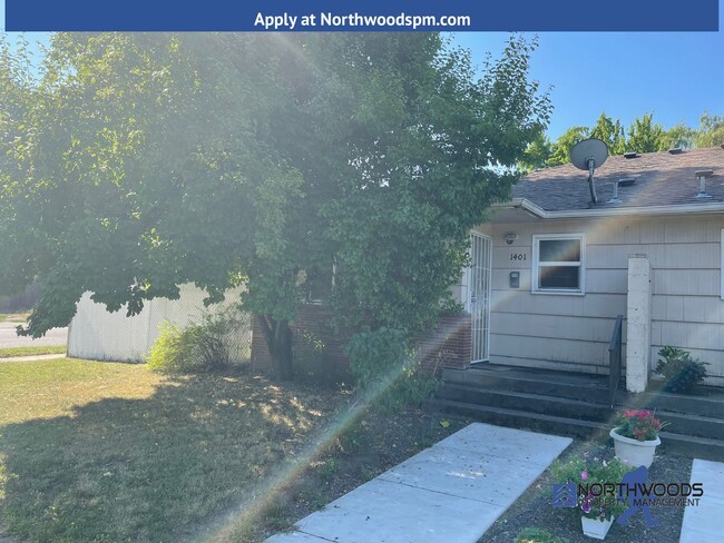 property at 1401 W 10th St