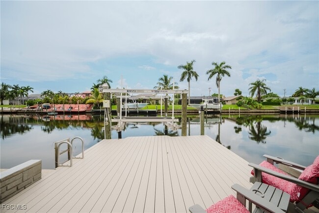 property at 1926 SE 12th Terrace