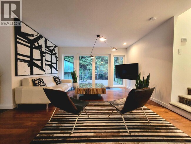 2568 The Blvd in Squamish, BC - Building Photo - Building Photo