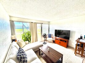 85-175-175 Farrington Hwy in Waianae, HI - Building Photo
