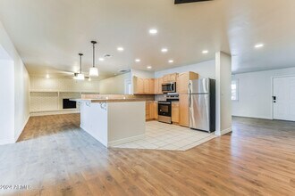 1335 E Ellis Cir in Mesa, AZ - Building Photo - Building Photo