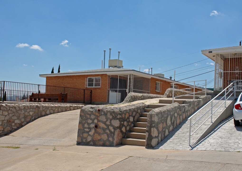 1603 N Florence St in El Paso, TX - Foto de edificio