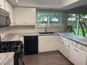 11505 Windermere Meadows in Austin, TX - Building Photo - Building Photo