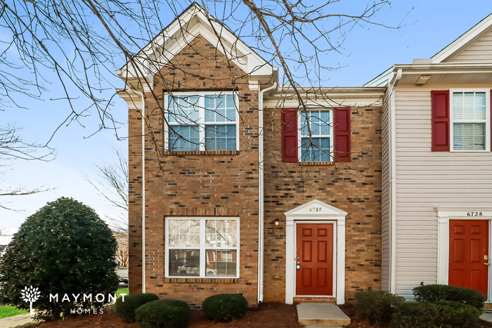 6732 Mountain Majesty Way in Huntersville, NC - Building Photo