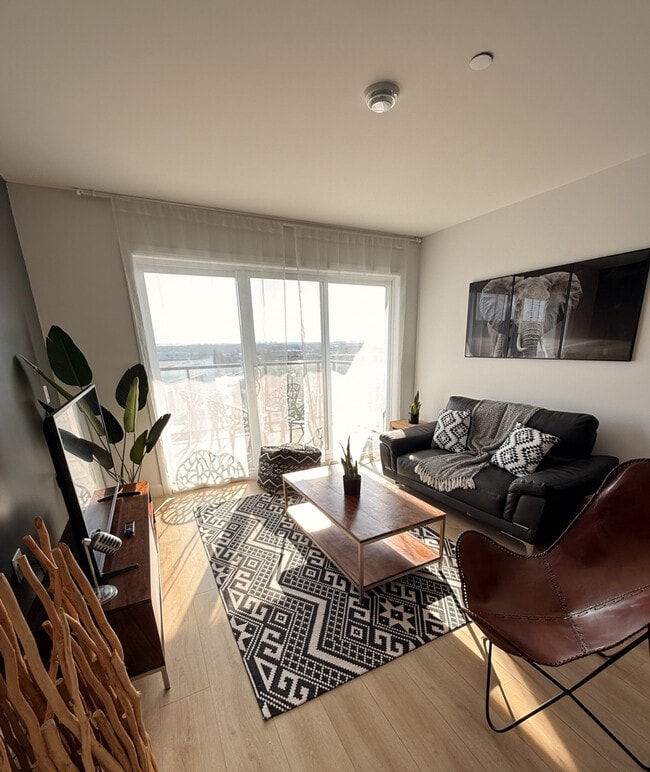 property at 2947F Rue du Grand Voyer