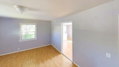 1056 Harrison Ave in Blaine, WA - Building Photo - Building Photo