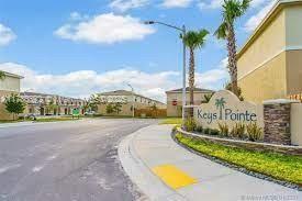 533 NE 5th Pl in Florida City, FL - Building Photo - Building Photo