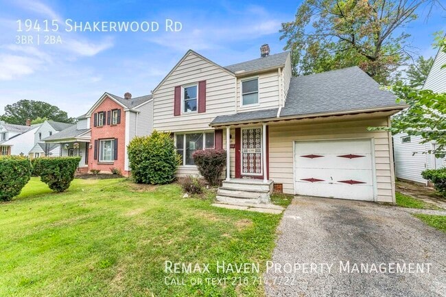 19415 Shakerwood Rd in Warrensville Heights, OH - Building Photo - Building Photo