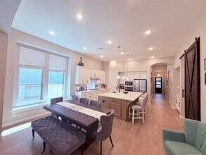 217 Sky Top Dr in Montgomery, TX - Building Photo - Building Photo
