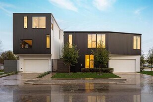 2422 N Carroll Ave in Dallas, TX - Building Photo