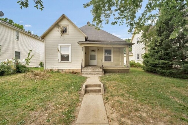 property at 1311 S Courtland Ave