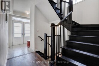 148 Hawkins St in Georgina, ON - Building Photo - Building Photo