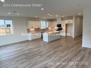 2214 Controllata St in Manteca, CA - Building Photo - Building Photo