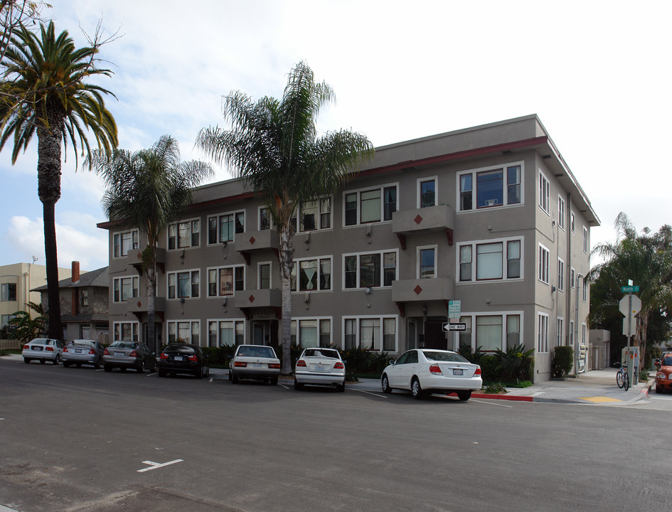 Caledonia in San Diego, CA - Building Photo