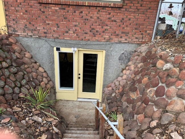 2405 Sunset Dr in Ontario, OR - Building Photo - Building Photo