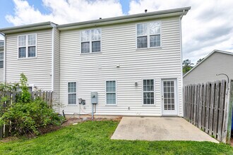 6533 Clarksdale Ln in Durham, NC - Building Photo - Building Photo