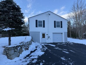 17 Range Hill Rd in Poland, ME - Building Photo - Building Photo