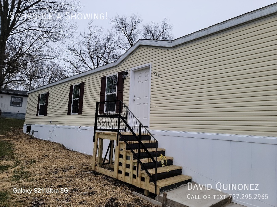 518 Murray Dr in Rockford, IL - Building Photo