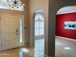 1369 Gate Pl in El Paso, TX - Building Photo - Building Photo
