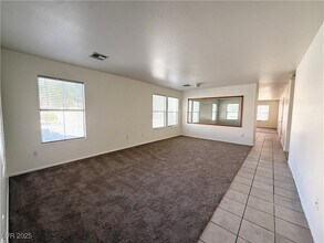 11036 Parete Ct in Las Vegas, NV - Building Photo - Building Photo