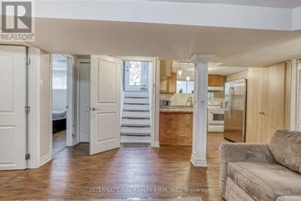 4 Yeomans Rd in Toronto, ON - Building Photo - Building Photo