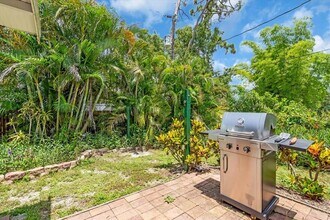 3141 Odessa Rd in Venice, FL - Foto de edificio - Building Photo