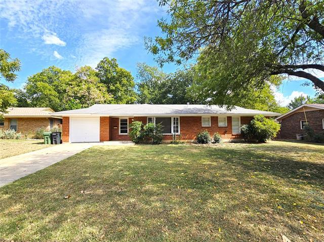 3630 Charles St in North Richland Hills, TX - Building Photo - Building Photo