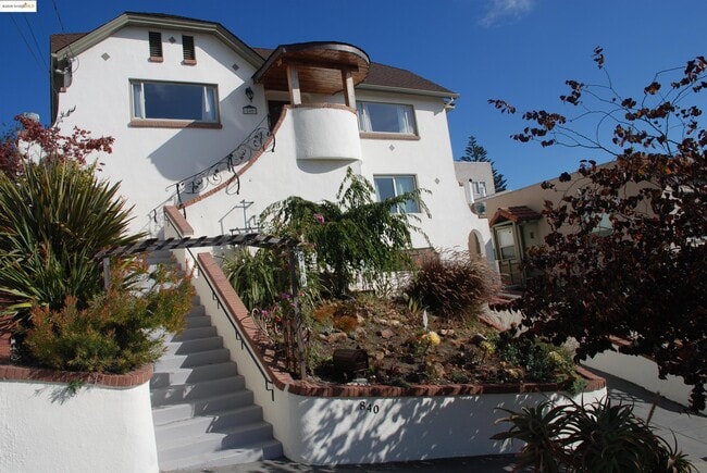 property at 838 Vermont St