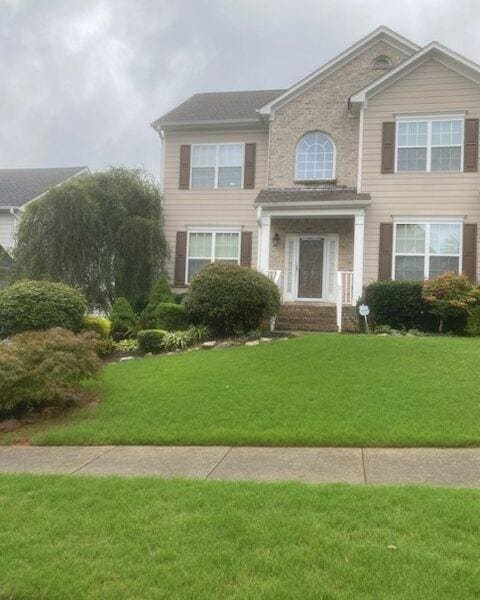 property at 1624 Longmont Dr