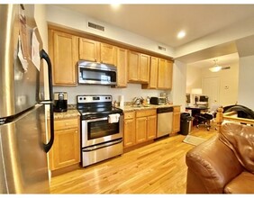 3 Jerusalem Pl-Unit -1 in Boston, MA - Foto de edificio - Building Photo