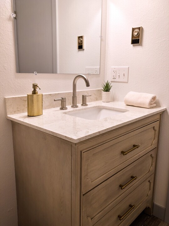 1325 E Syringa Dr in Coeur d'Alene, ID - Building Photo