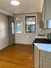 6330 S Rosebury Ave in Clayton, MO - Building Photo - Building Photo