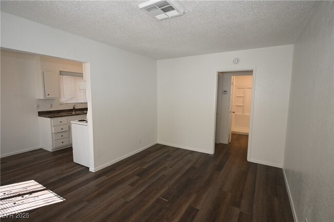 property at 715 N 11th St