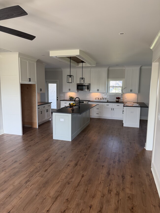 30 Tower Ct in Trinity, AL - Building Photo - Building Photo