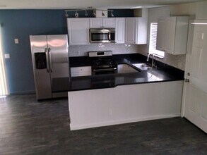 74426 Maricopa Dr in Twentynine Palms, CA - Building Photo - Building Photo