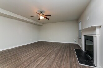 405 Invector Ct in Locust Grove, GA - Building Photo - Building Photo