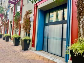 300 E 4th St, Unit 101 in Long Beach, CA - Building Photo