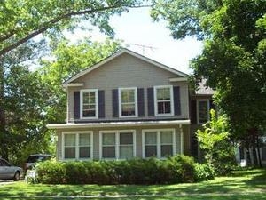 208 S Main St in Delavan, WI - Foto de edificio - Building Photo