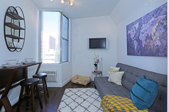 The 211 Apartments in Las Vegas, NV - Building Photo - Interior Photo