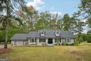 7379 N Mitchell Ct in Villa Rica, GA - Building Photo