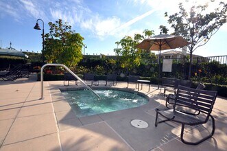 4351 Harbor Way in Oceanside, CA - Building Photo - Building Photo