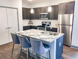 The Ivy at Berlin Place in South Bend, IN - Building Photo