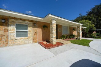 3309 Sunbeam St in Houston, TX - Building Photo - Building Photo