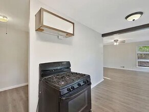 6020 N East Park View St in Park City, KS - Building Photo - Building Photo